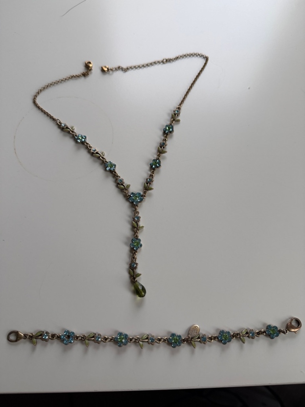 Delicate Blue-Green Flower Necklace & Bracelet Set